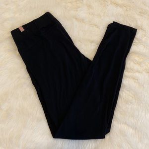 Lunya Soft Modal Pocket Leggings - Black
